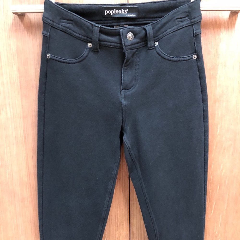 Poplooks stretch capri pants. Size Small